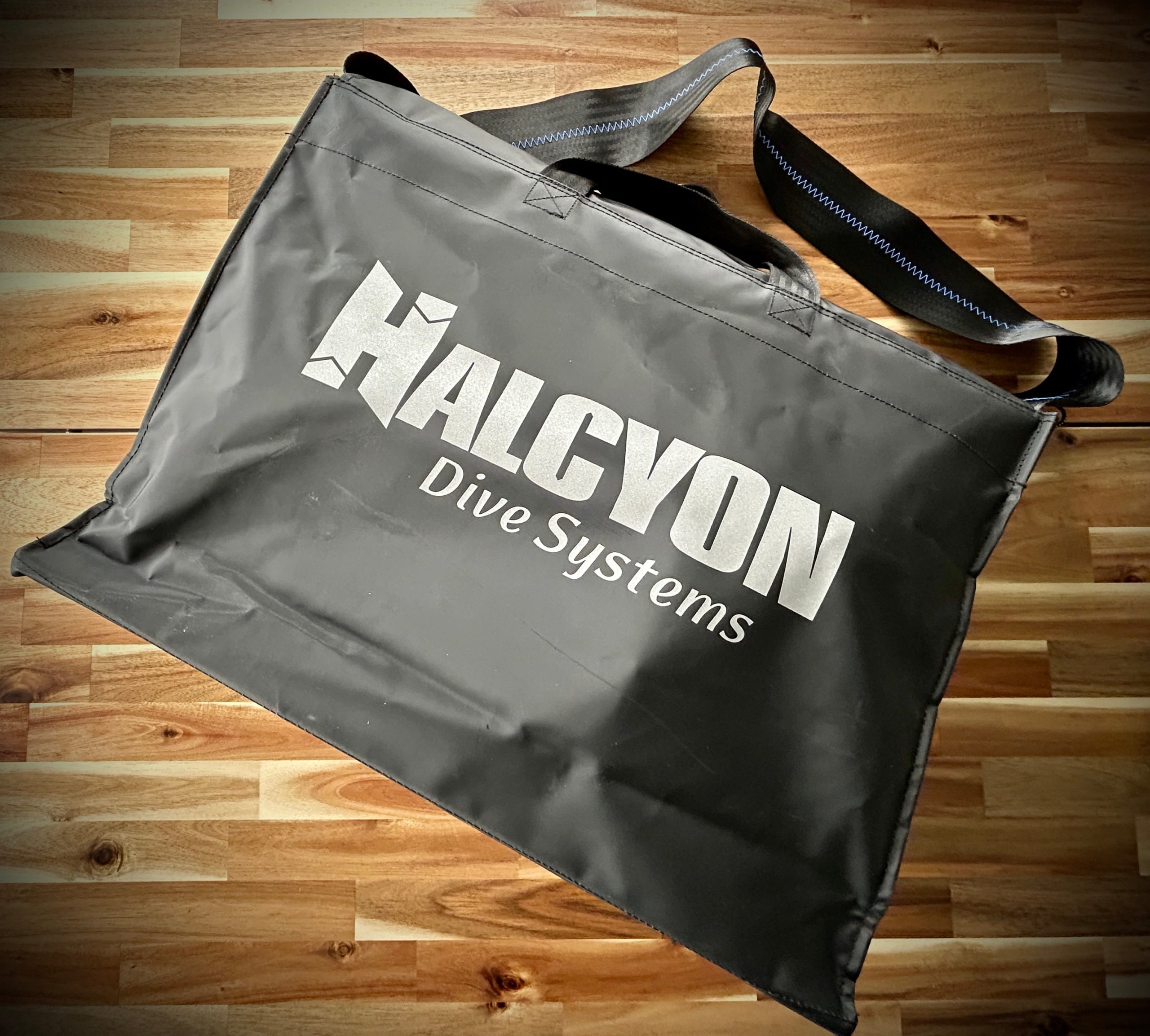 Halcyon - Traverse Bag - Image 3