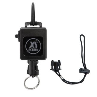 XS Scuba - Flashlight & Camera Locking Retractor