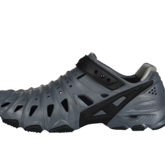 2.0 Closed Toe Water Shoes For Men