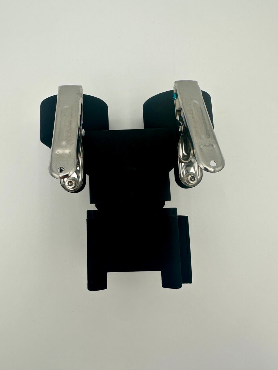 Dark Scuba Gear Drying System