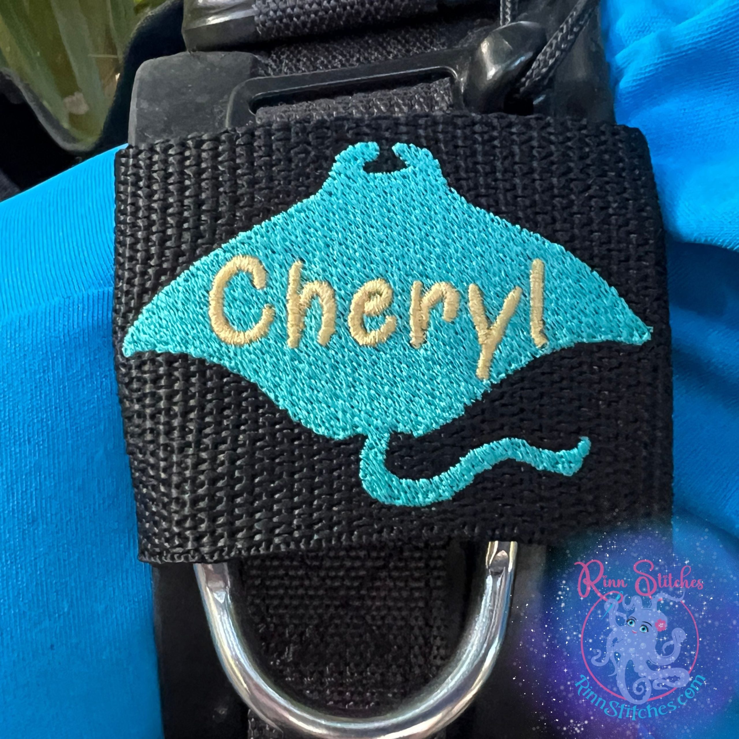 Manta Ray Silhouette Personalized BCD Tag - Image 2