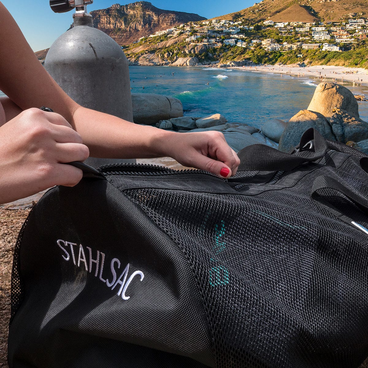 Stahlsac - Mesh Duffel 22" - Image 6