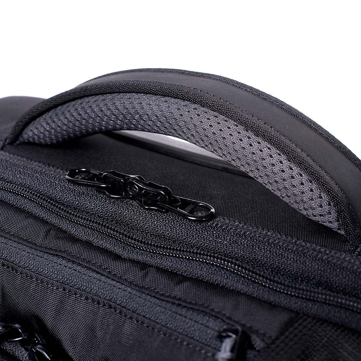 Stahlsac - Steel 22" Carry-On Wheeled Bag - Image 4