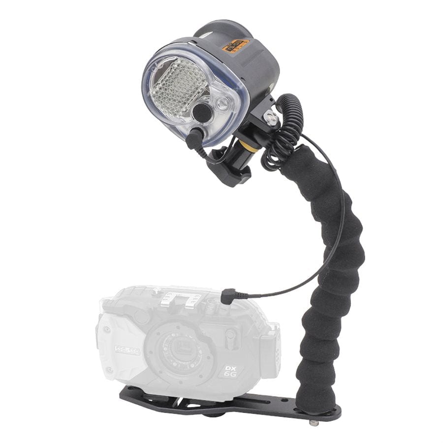 SEA&SEA - YS-03 Solis Universal Lighting System Includes: Ys-03 Solis Strobe, Compact Flex Arm/Comact Digital Tray and Fiber Optic Cable II/M
