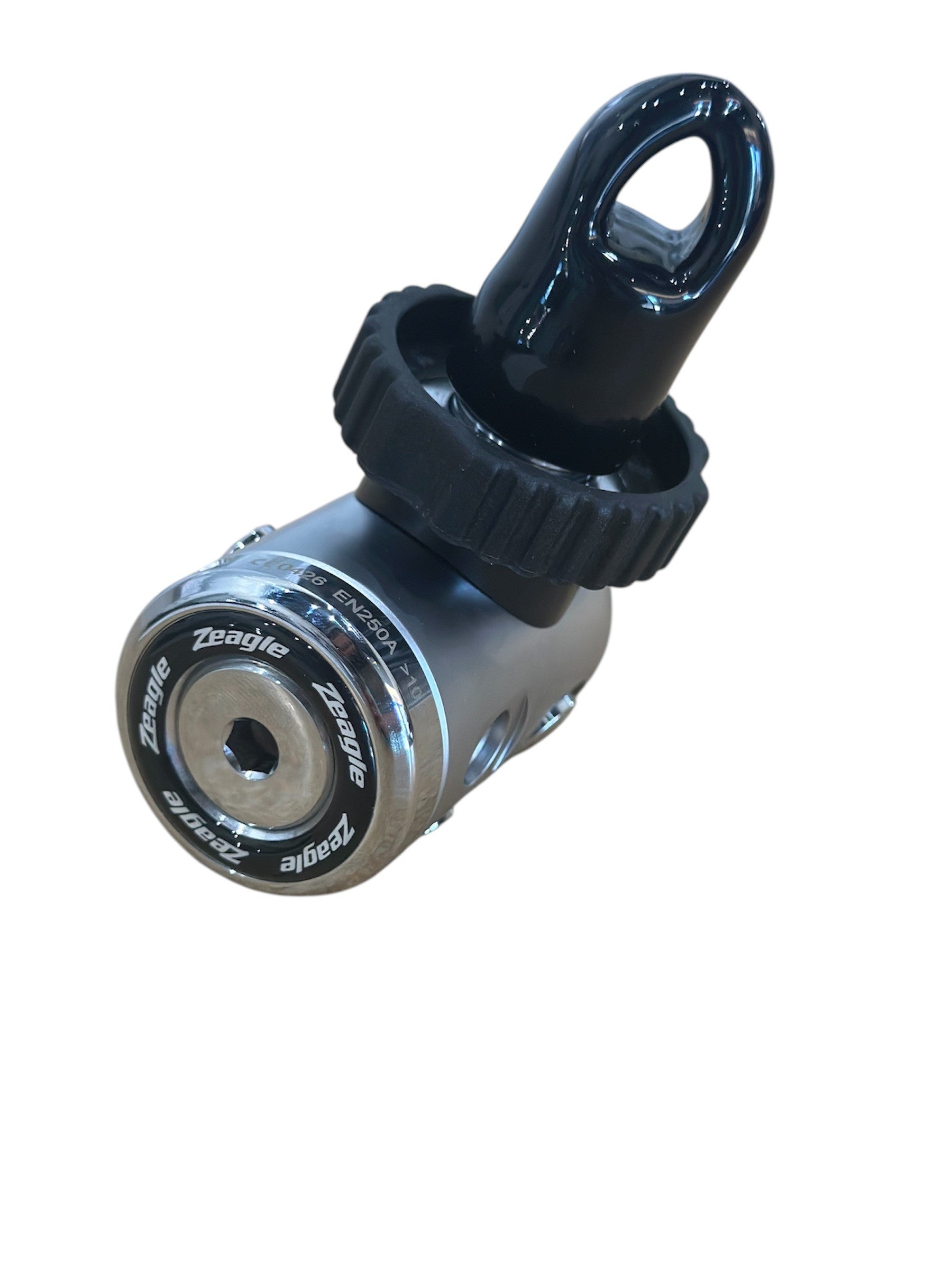 Zeagle - Envoy DIN First Stage (Open Box Clearance)