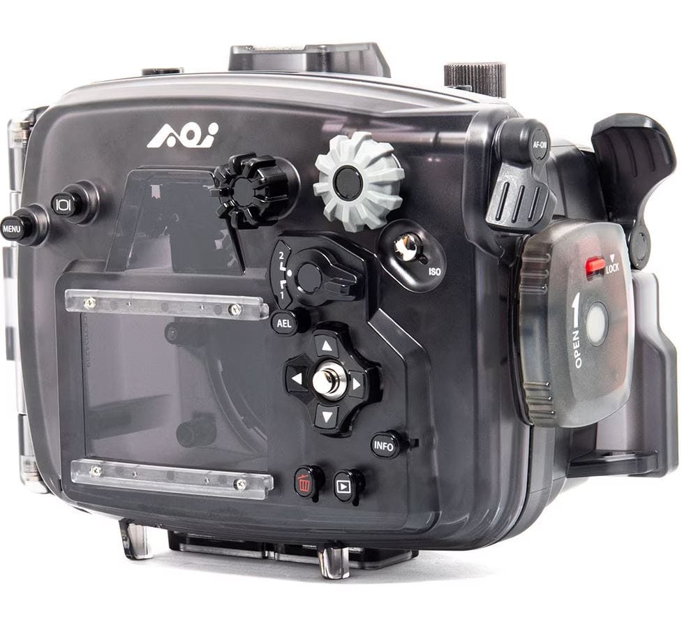 Backscatter - AOI Olympus OM-1 I & II Underwater Housing - Image 4