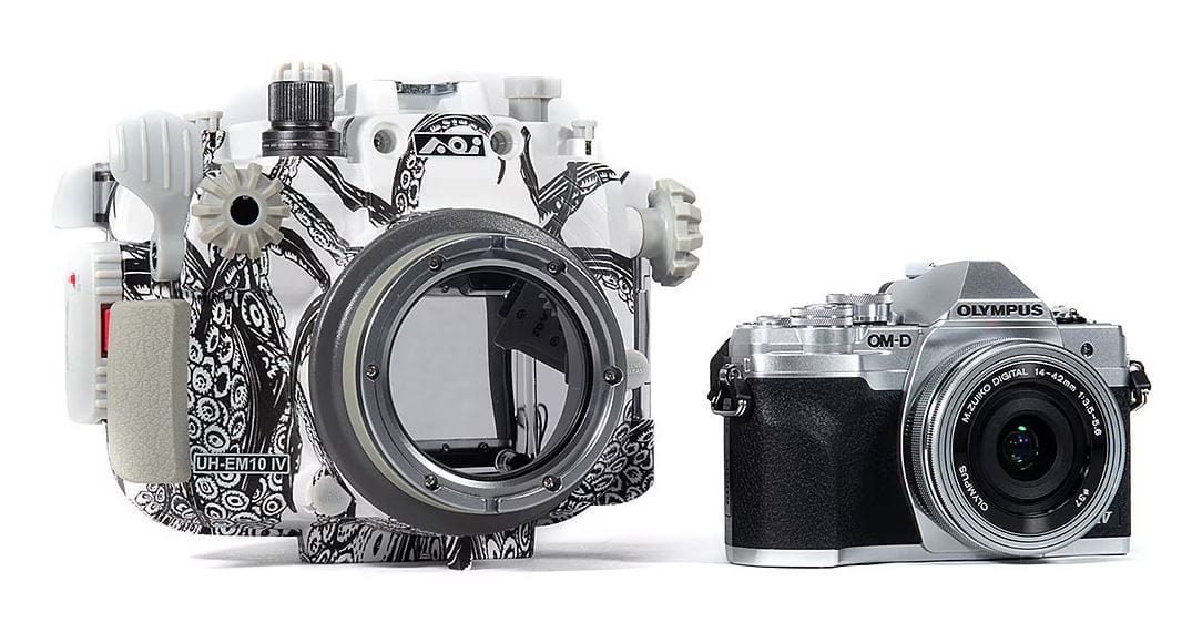Backscatter - Olympus E-M10 IV Camera & Octo Housing Package